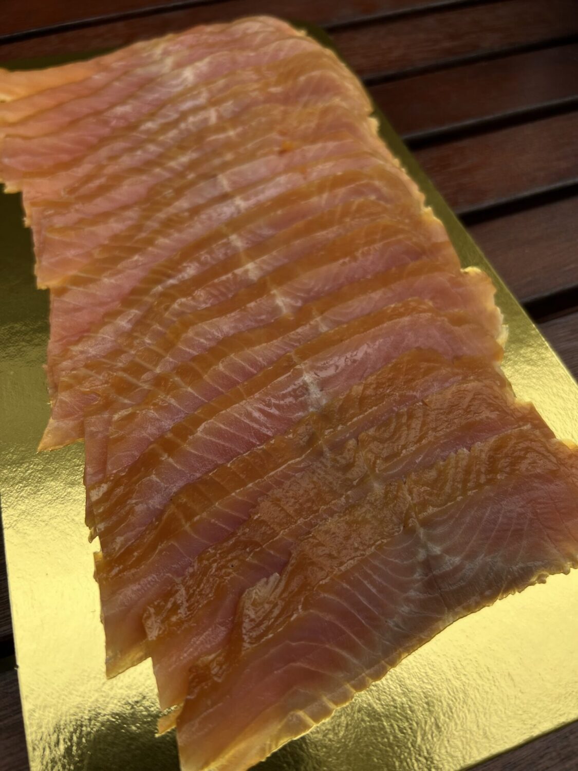 Räuchern - kaltgeräucherte Lachsforelle - aufgeschnitten 1